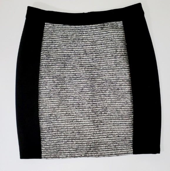 Pixley Dresses & Skirts - Pixley Pencil Skirt